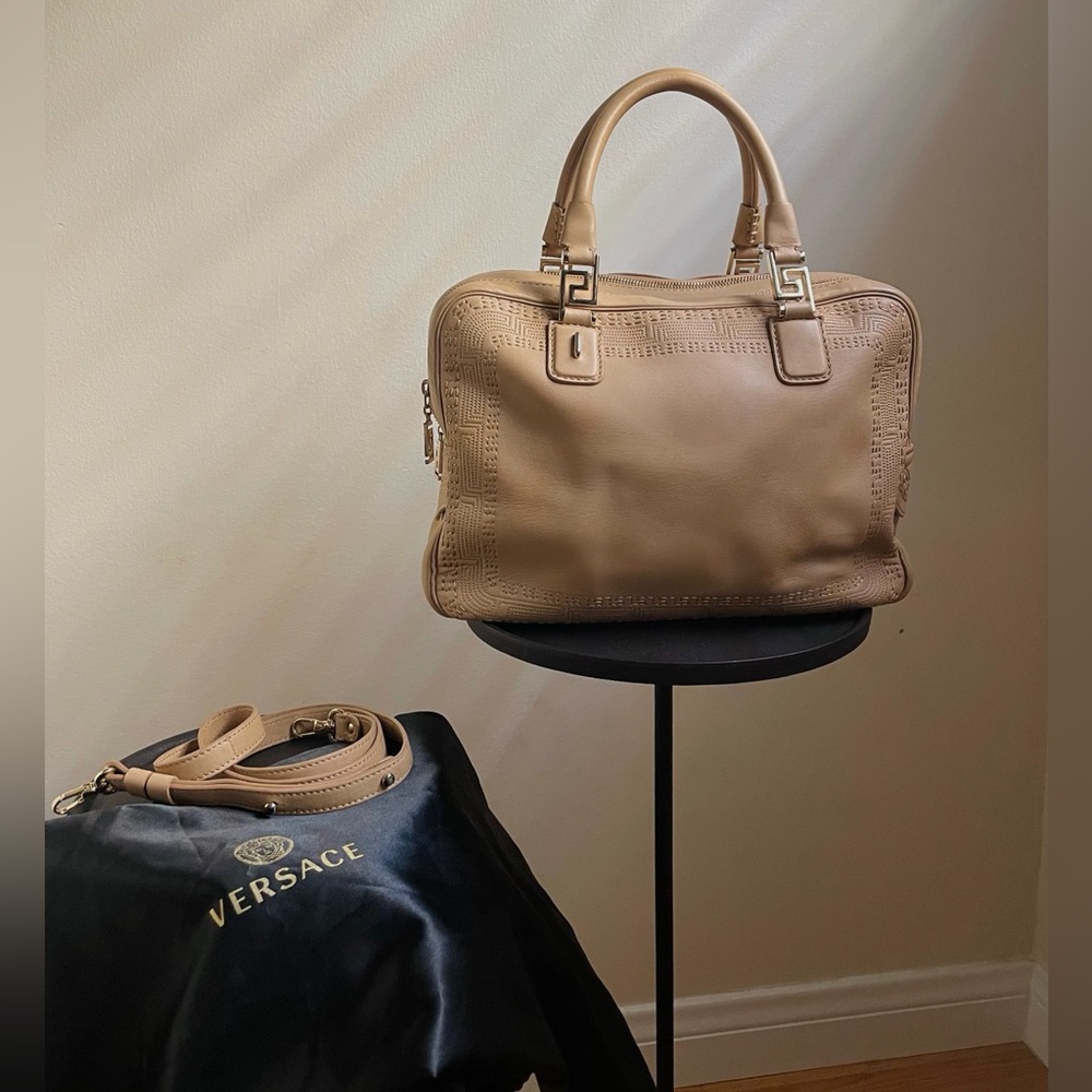 VERSACE (GIANNI VERSACE) VANITAS 100% LEATHER BAG IN BEIGE/LIGHT TAN